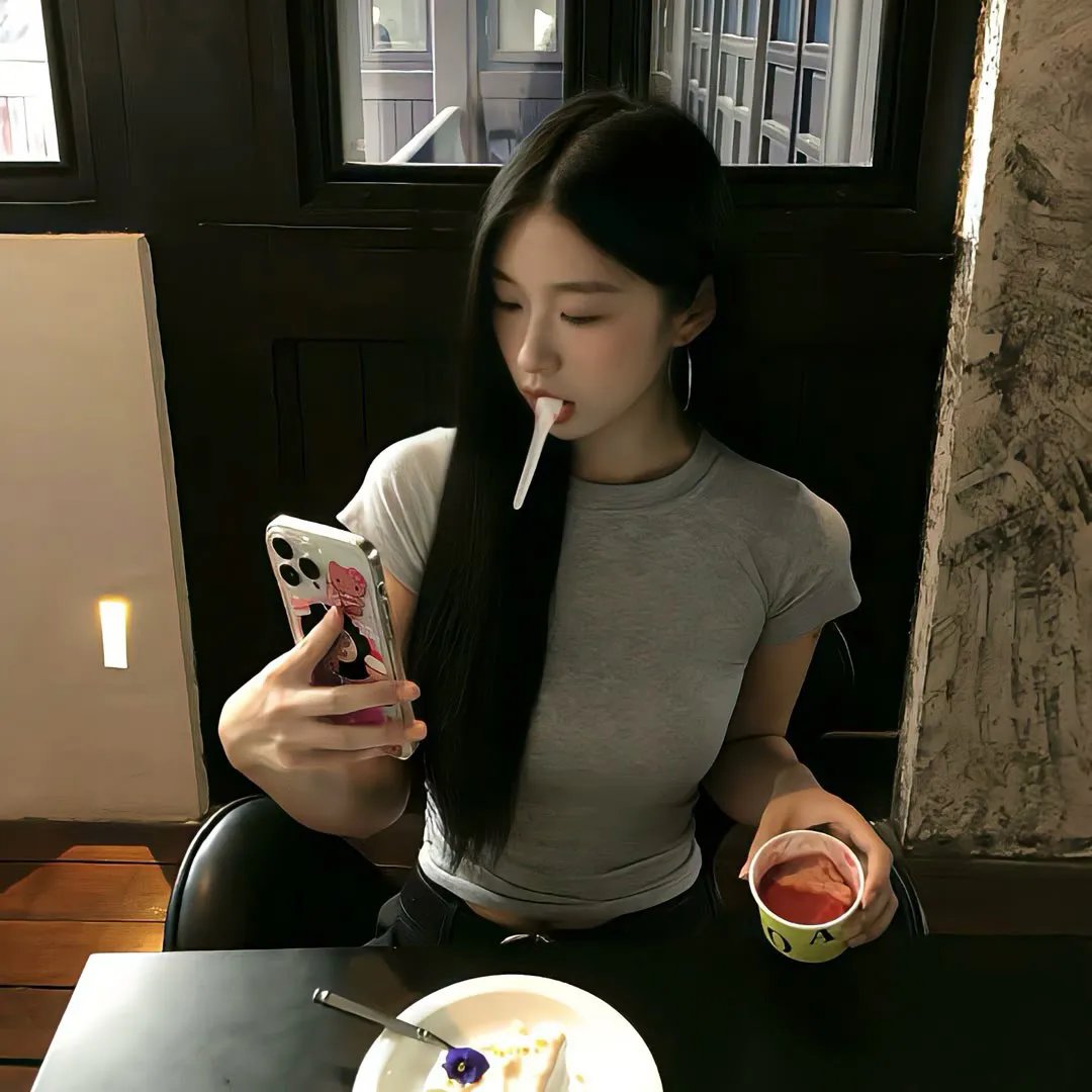 被炉、蜜桔和小猫